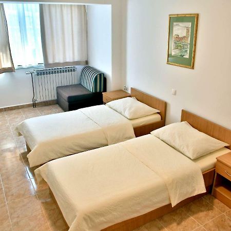 Motel Dobra Duga Resa Exteriör bild