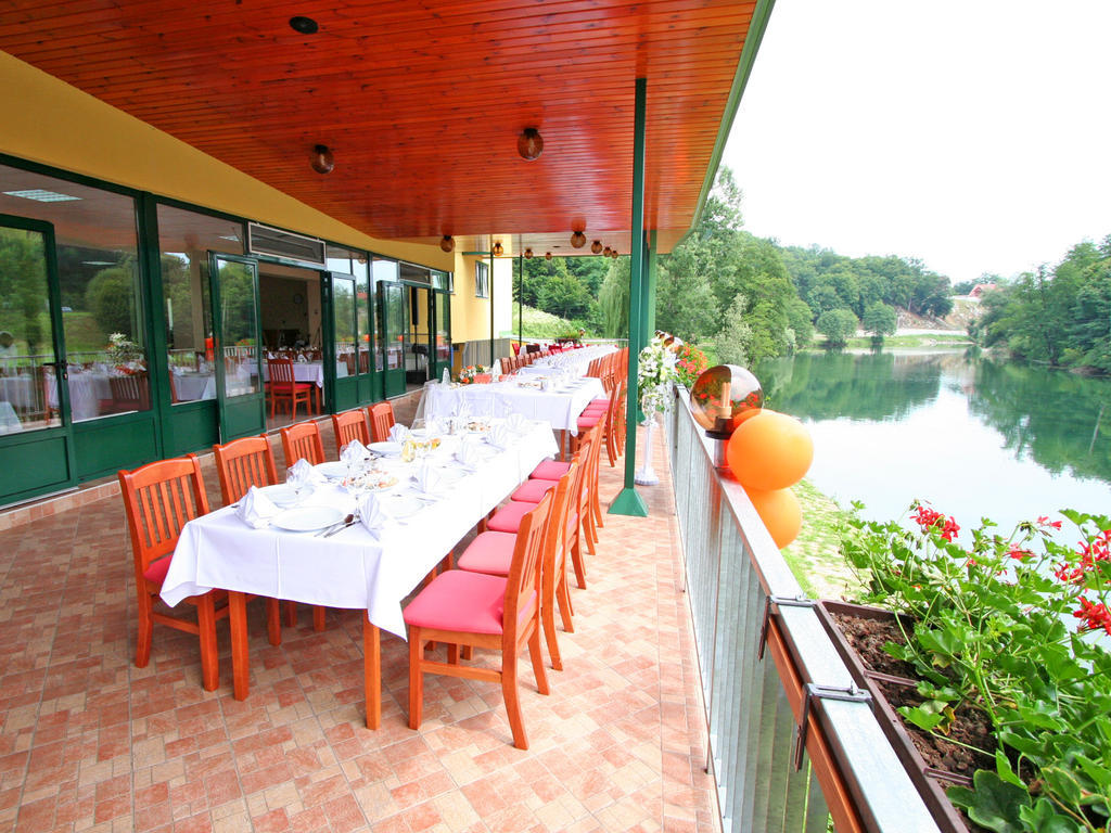 Motel Dobra Duga Resa Exteriör bild