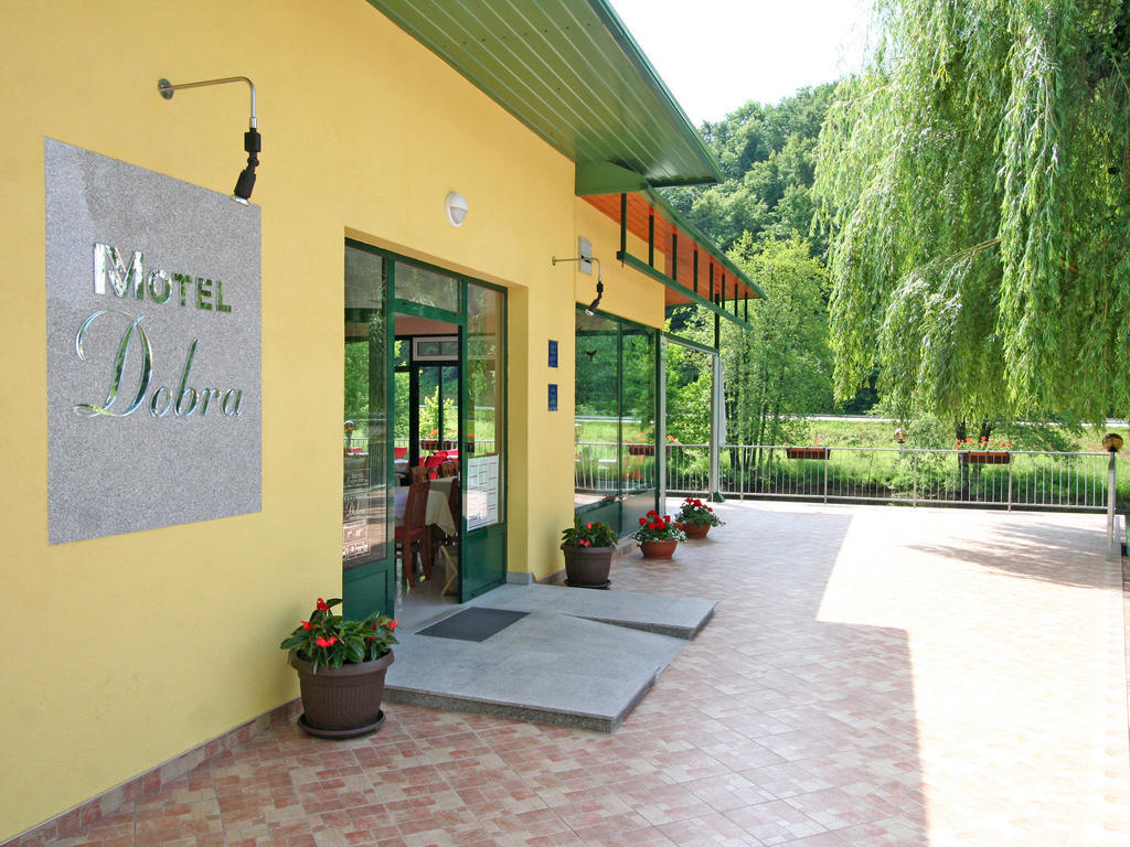 Motel Dobra Duga Resa Exteriör bild