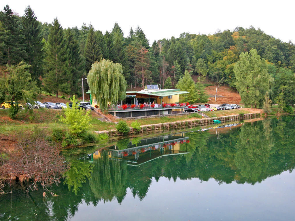 Motel Dobra Duga Resa Exteriör bild