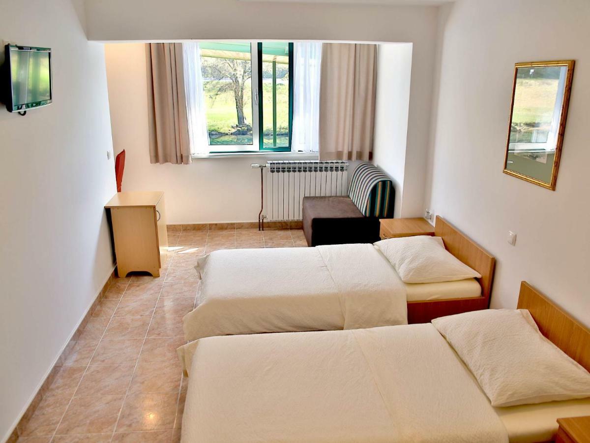Motel Dobra Duga Resa Exteriör bild
