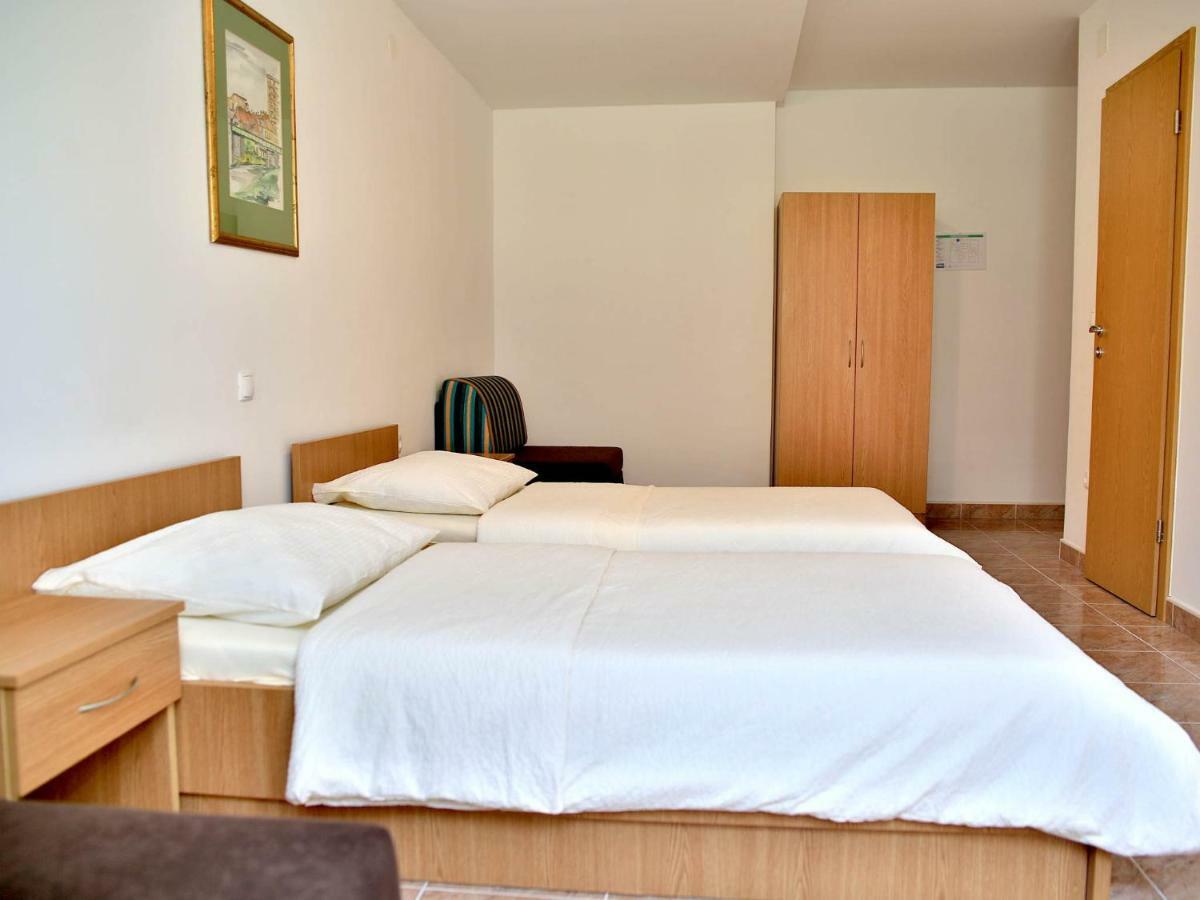 Motel Dobra Duga Resa Exteriör bild